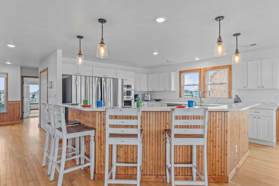 Surf or Sound Realty - 434 - Windy Daze - Kitchen -2