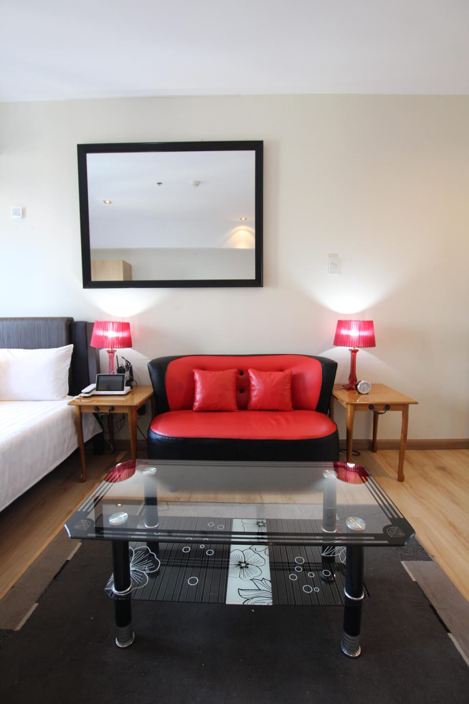 Affordable Studio RM @Knightsbridge 5904