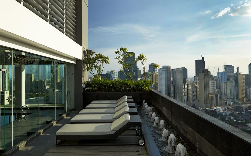 Homey Studio Unit @ Knightsbridge 4522