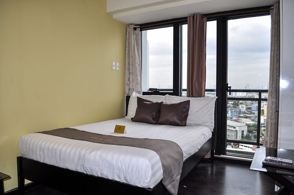 Affordable Studio RM @Knightsbridge 1814