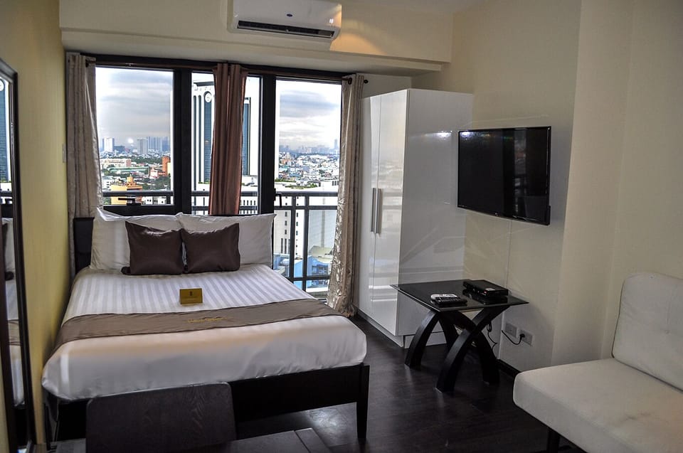 Affordable Studio RM @Knightsbridge 1814