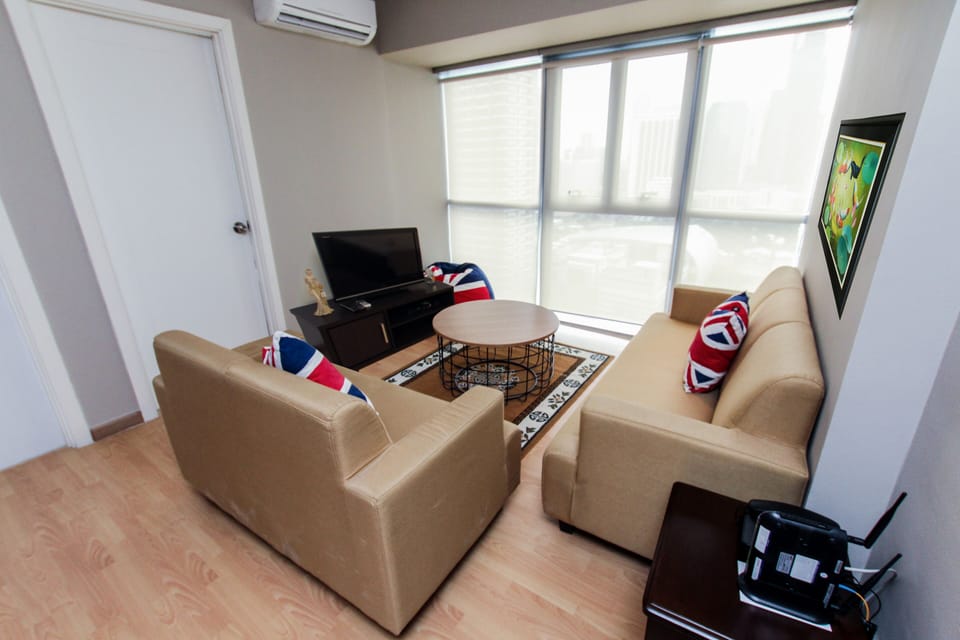 Comfy Cozy 2-Bedroom @Knightsbridge 2101