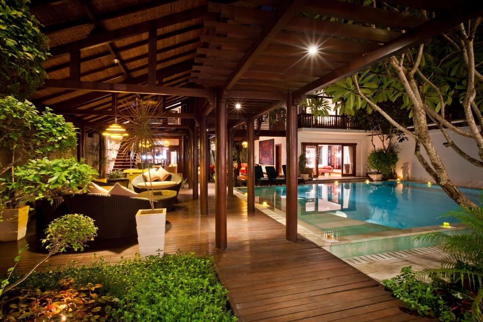 6 Bedrooms CAS Villa Near Sanur Beach
