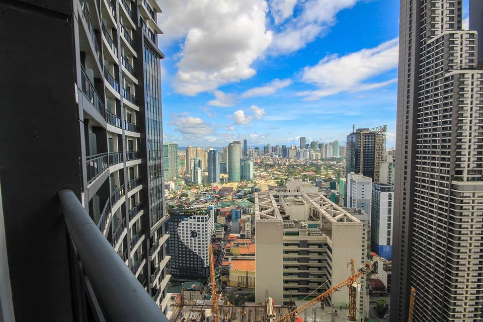 1-BR Unit @ Knightsbridge 4510