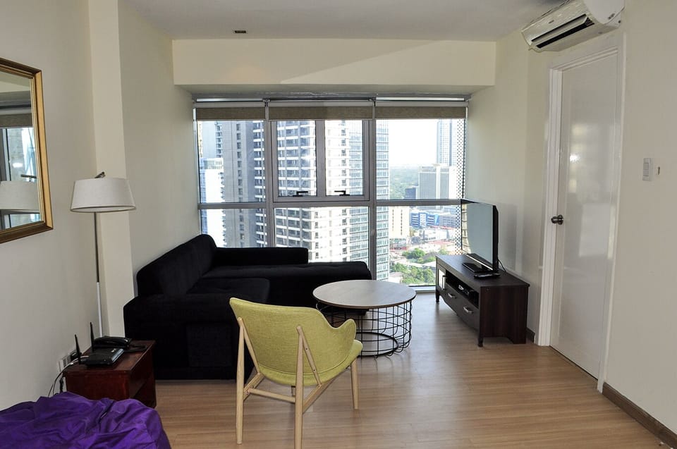 2-Bedroom @ Knightsbridge 2910