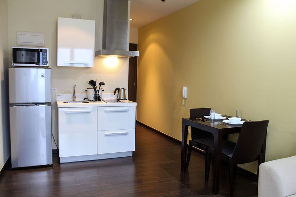 59sqm 1-Bedroom unit @Knightsbridge 5921