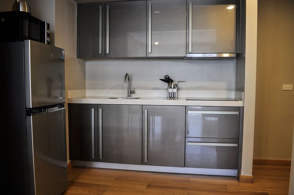 Stunning 1-BR Deluxe Unit @ Milano 2701