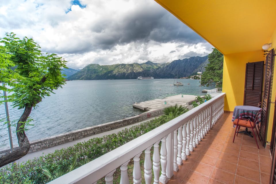 balcony with sea view