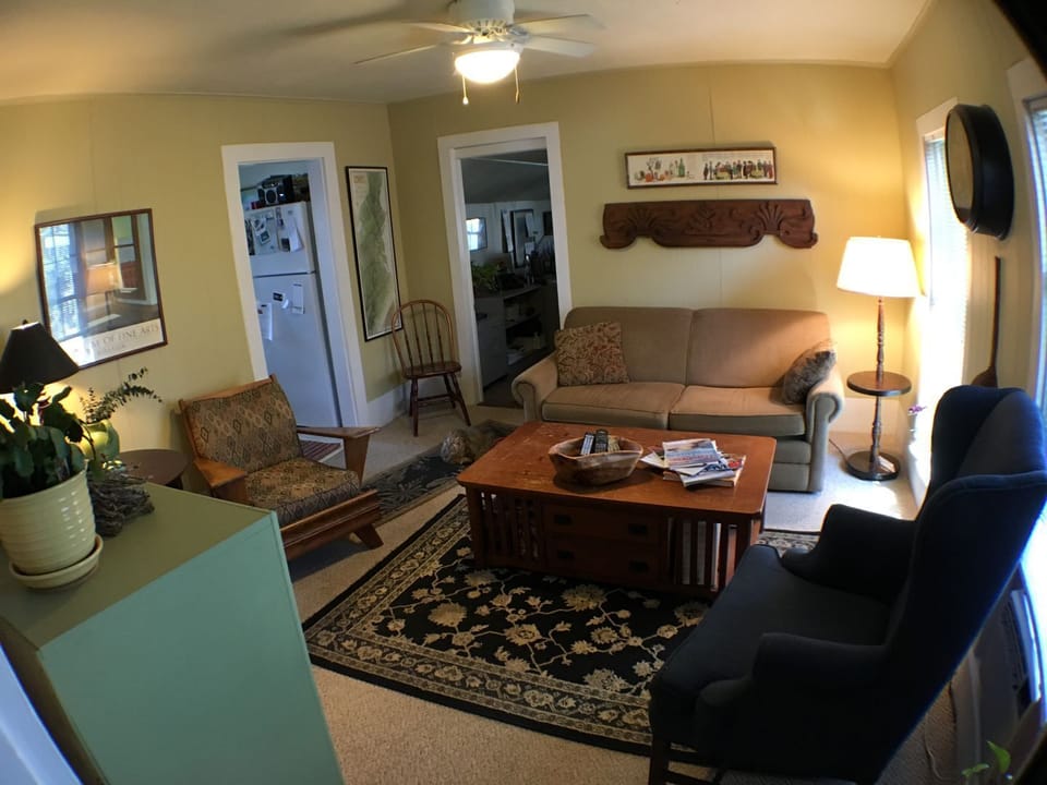 Sandune Suite sleeps 7 comfortably!