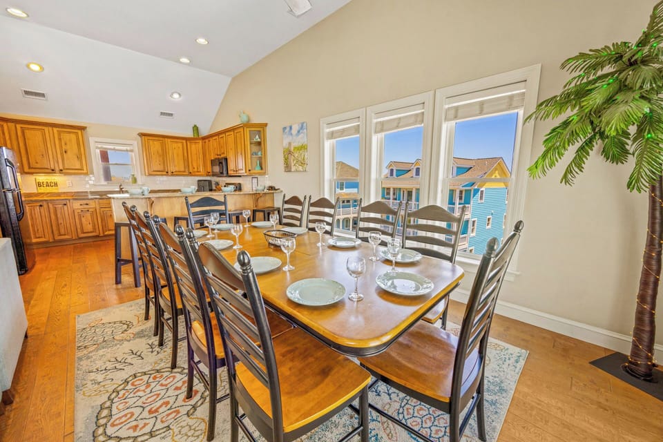 Surf or Sound Realty - 542 - Day Drinkin - Dining Area -3