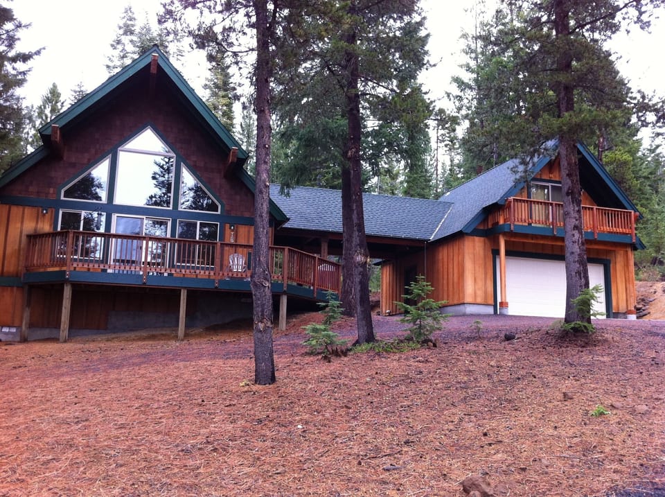  Need privacy or your own bed? Ask about using the bonus room above the garage.