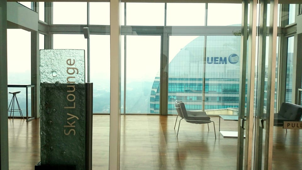 Sky lounge