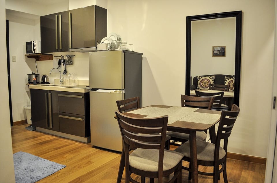 Cozy "1-Bedroom" Superior @ Milano 403A