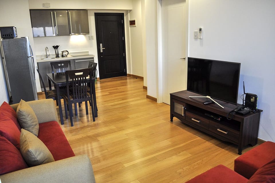 Great City View -1BR Deluxe @Milano 2303