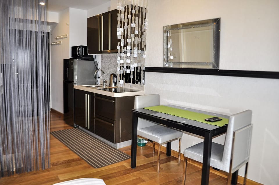 Bright & Cozy 1BR Superior @ Milano 607A