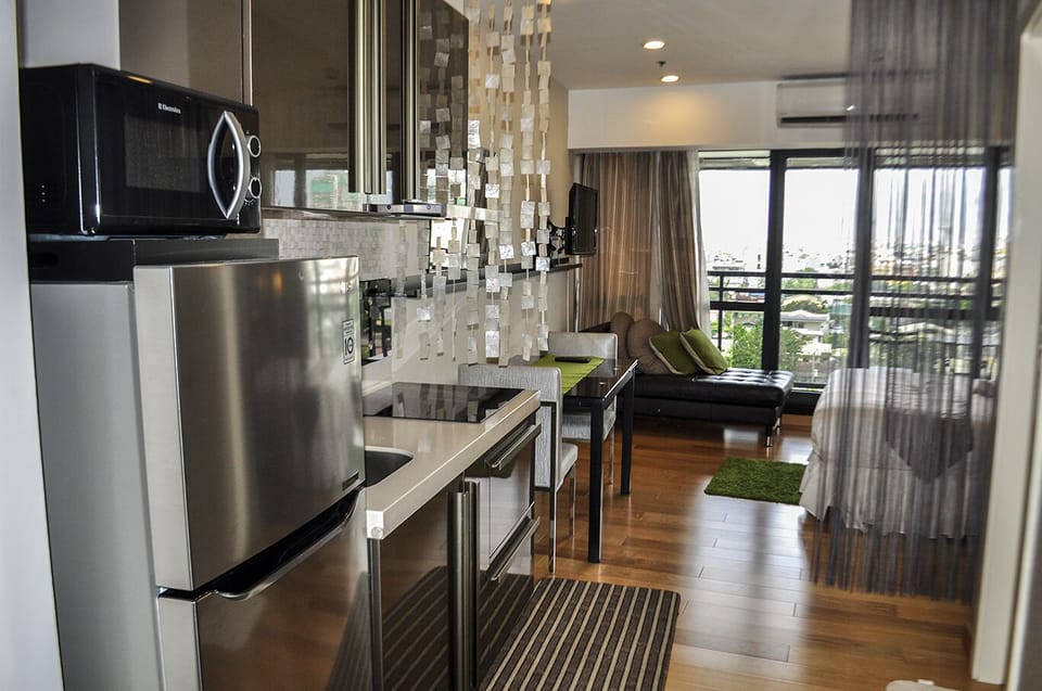 Bright & Cozy 1BR Superior @ Milano 607A