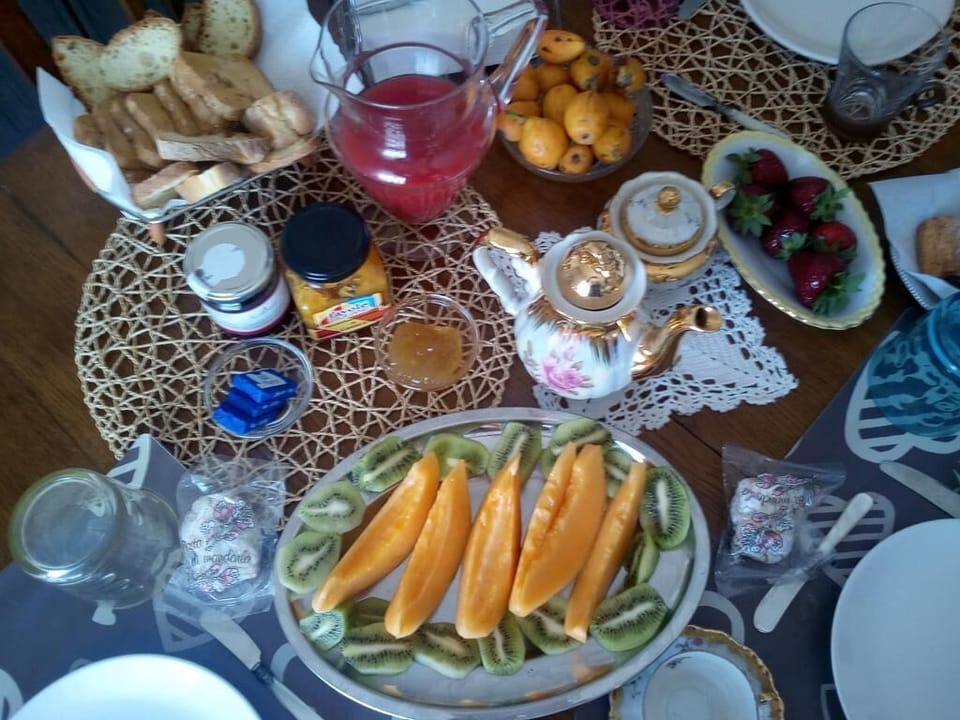 Breakfast meal