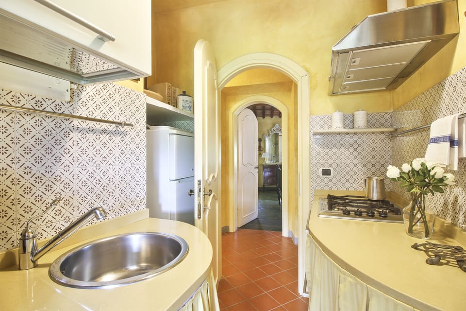 kitchenette (upstair)