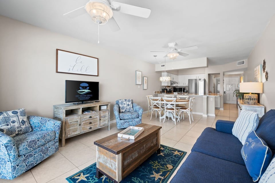 Living Area - Beach Full - Balcony Access - Cable & Smart TV - Sleeper Sofa - Linens Provided
