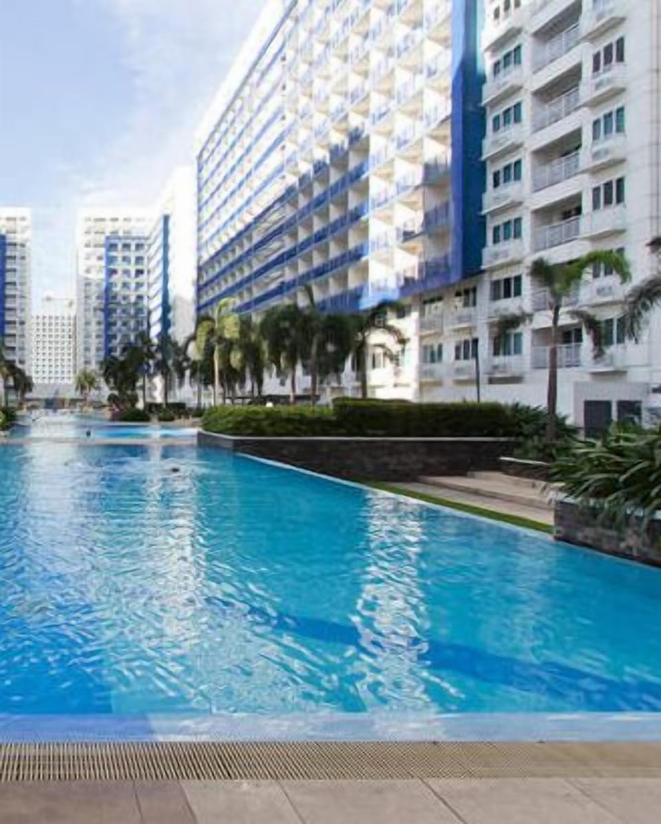 1Bedroom Serviced Apartment #8 Near MOA
