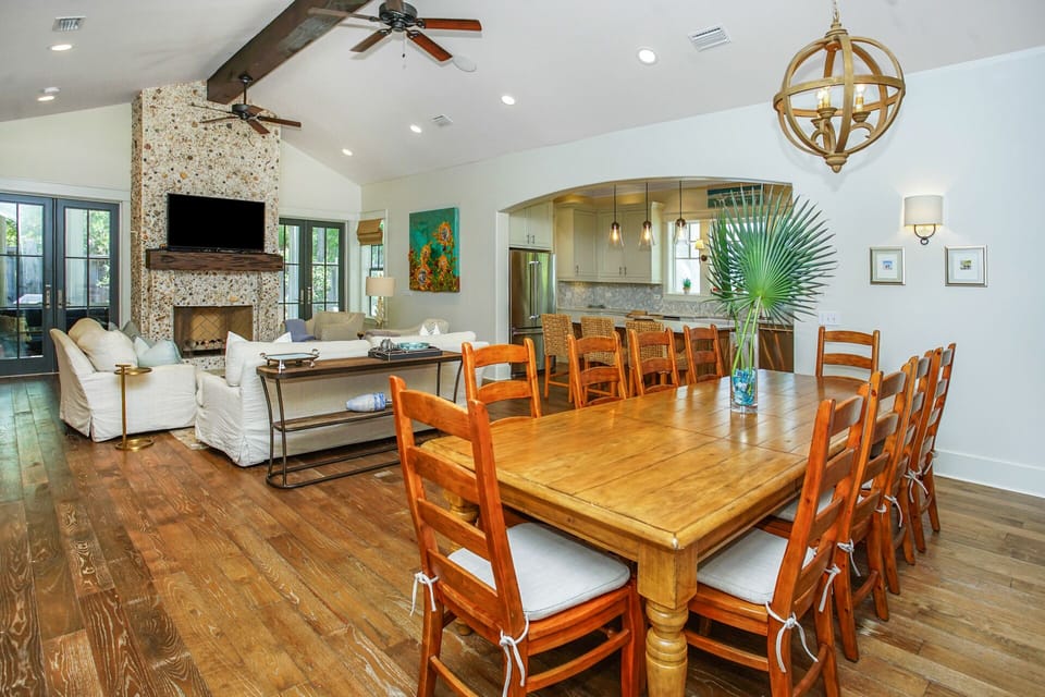 Hidden Cypress - Seagrove - First Floor - Dining Area