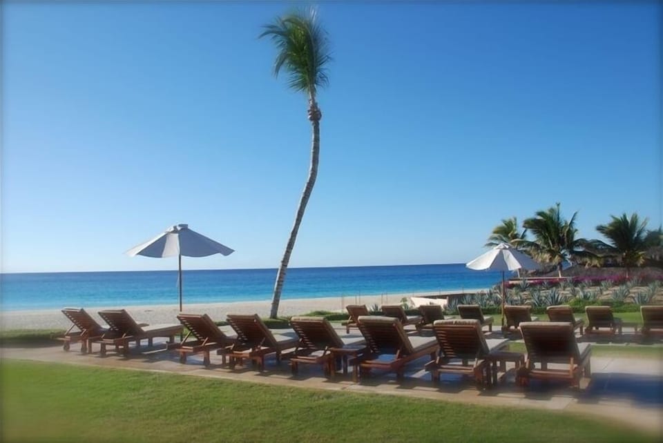Adult quiet off of the main hotel pool  to relax and enjoy the  gorgeous view