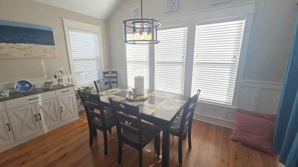 Dining Area, Second Floor with Deck Access