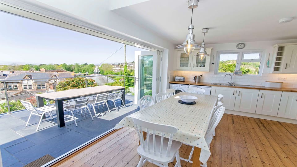 Bifold doors for entertaining
