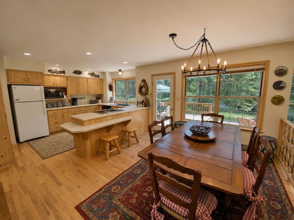 Open Kitchen and Dining