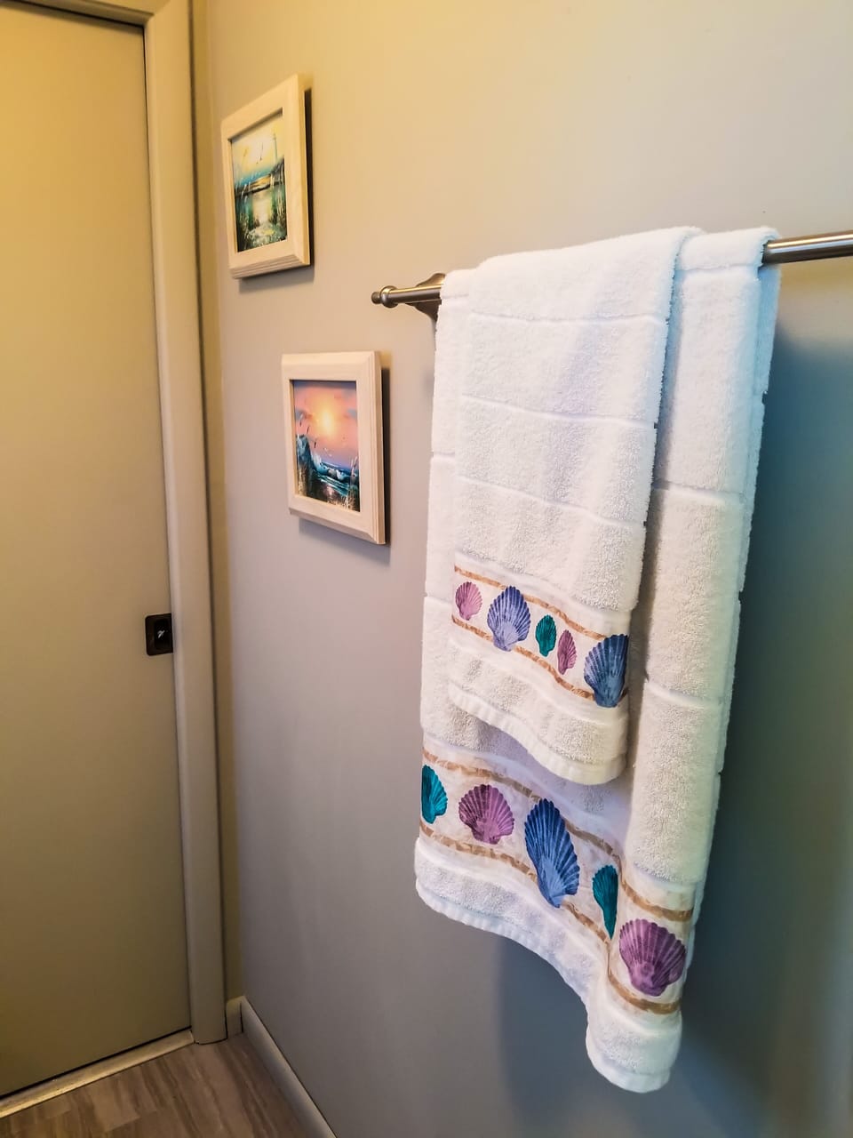 1/2 bath in Queen Bedroom
