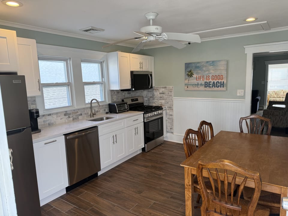304 Webster Ave 2nd floor kitchen   view 1