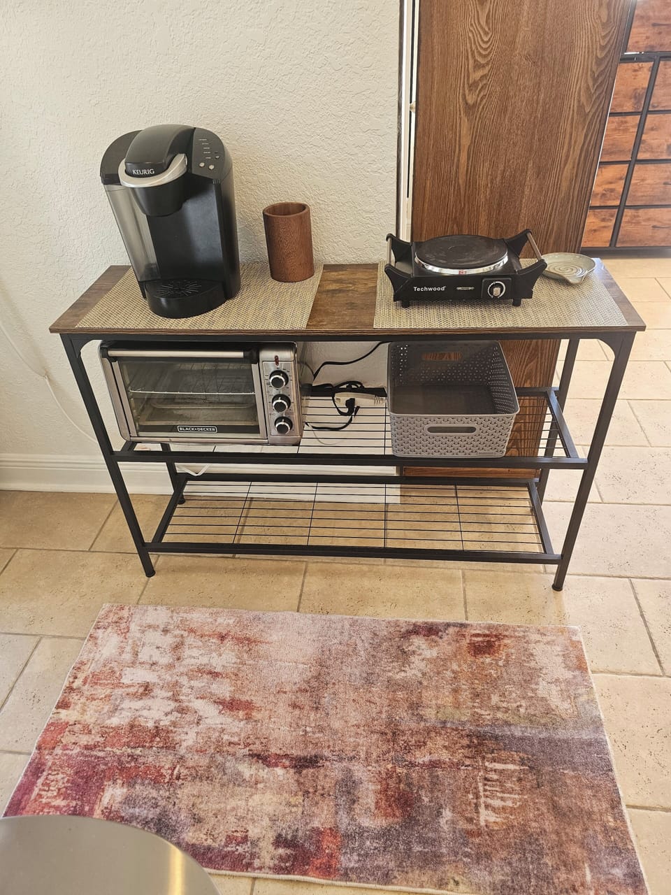 Keurig coffee maker, toaster oven and single burner hot plate.
