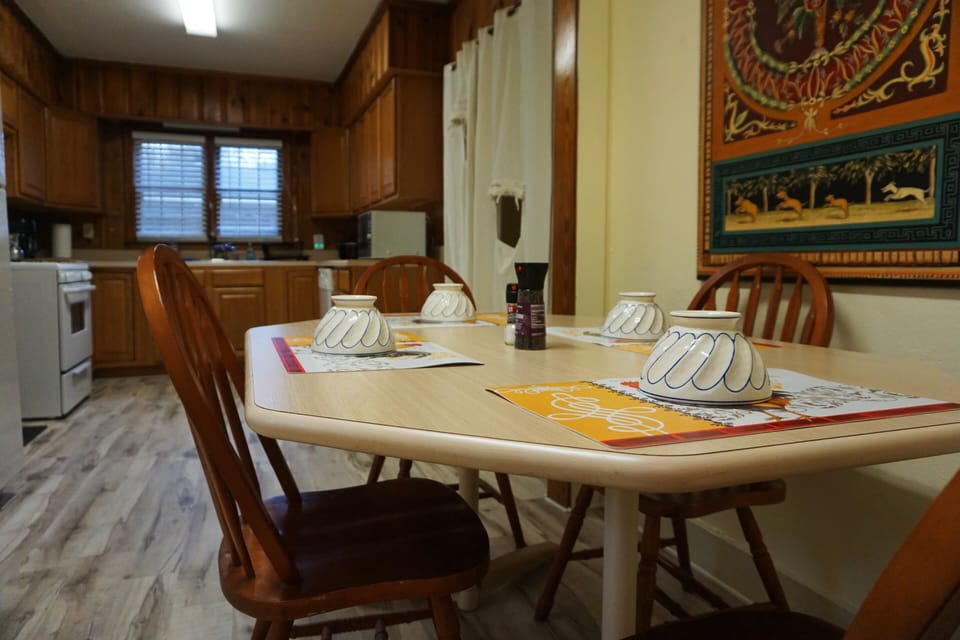 Large eat in kitchen