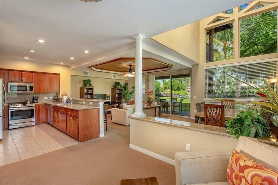 Light living area with floor to ceiling windows!
