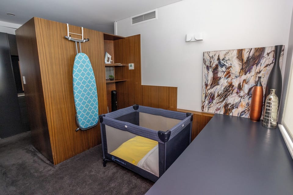 Family Friendly - Babycot Available