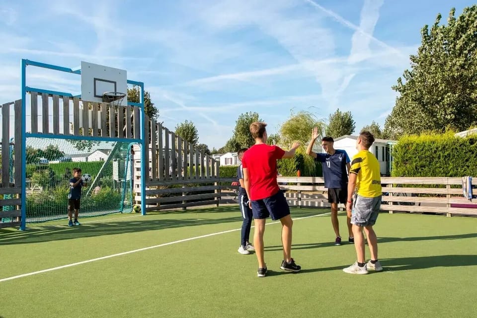 Sport court