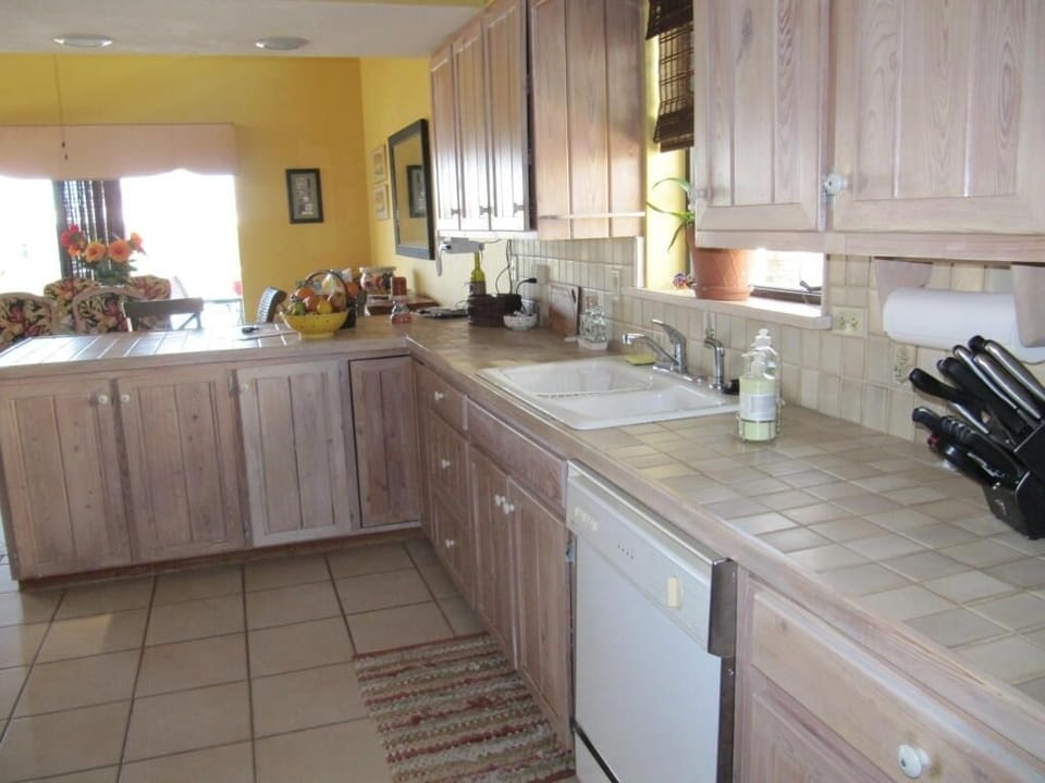 Upstairs 2nd floor main kitchen 