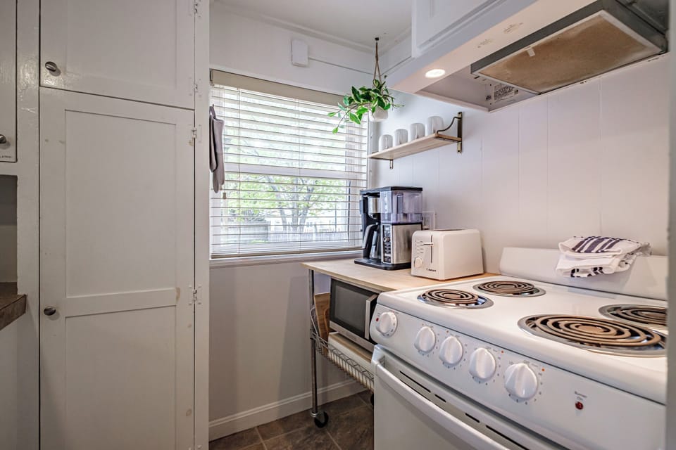 Kitchenette