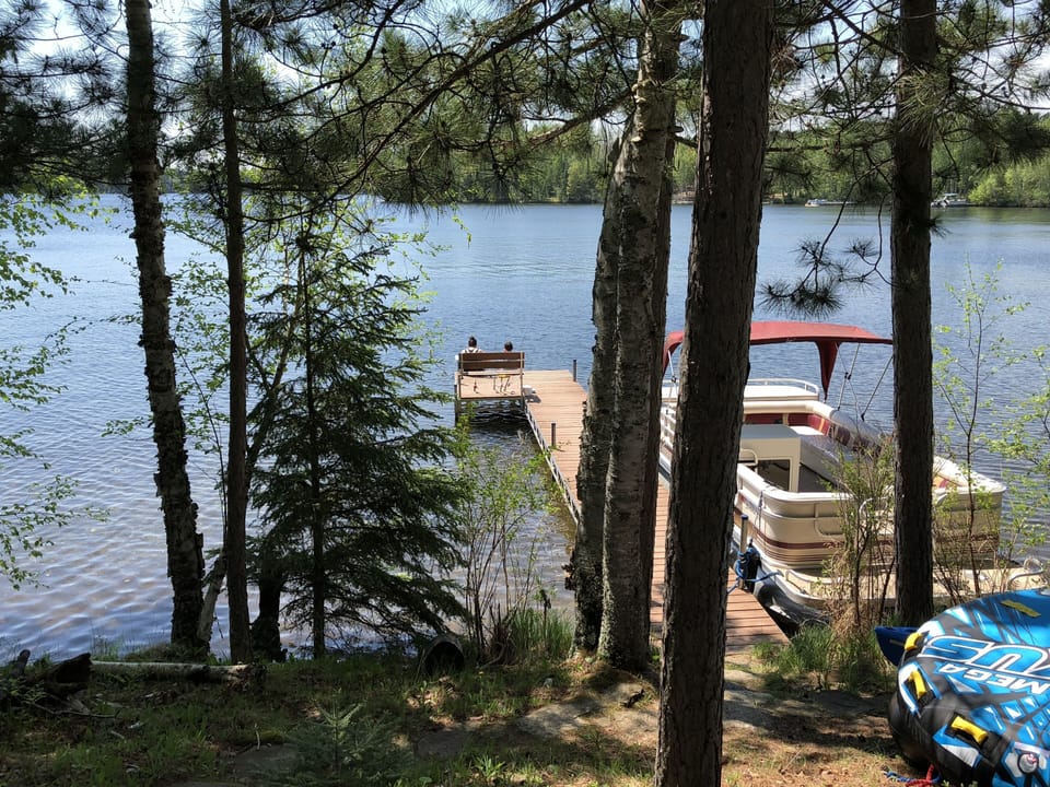 Just steps to the lake!