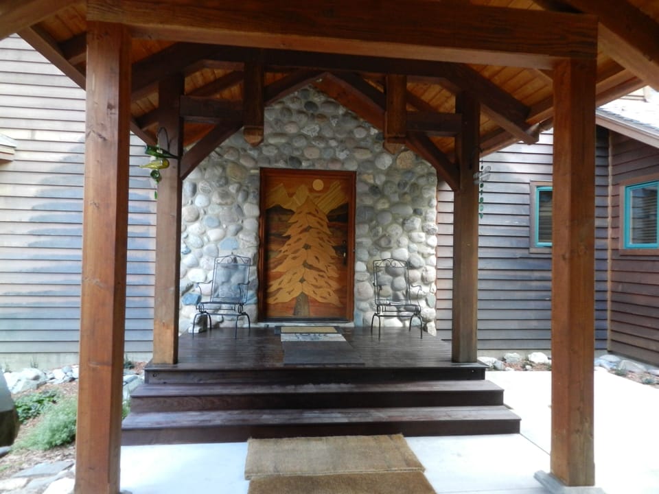 Front entrance 