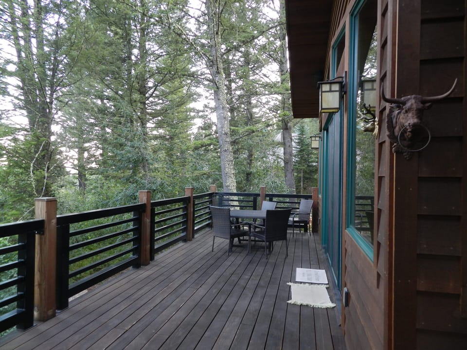 Wrap around deck