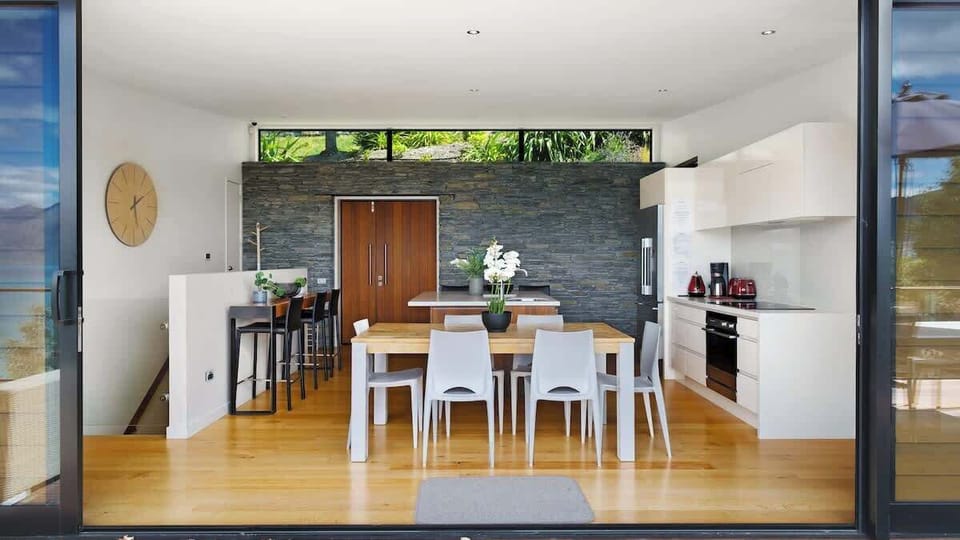 Dining / Kitchen 