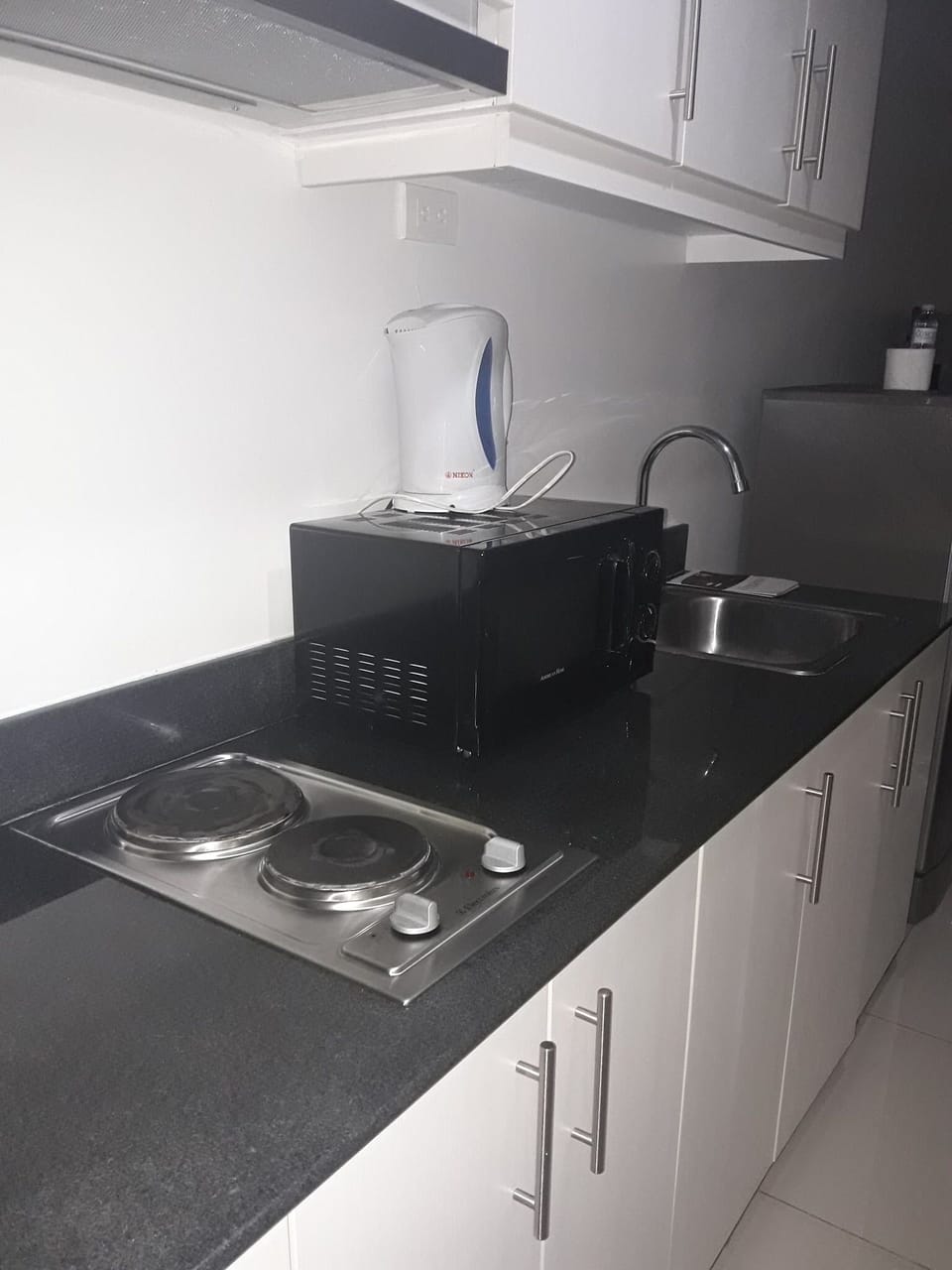 1Bedroom Serviced Apartment #28 Near MOA