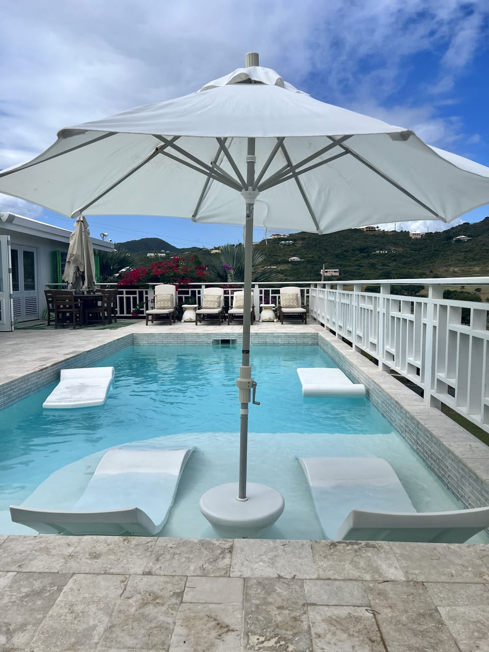 Your Dream Vacation at Endless Summer is Ready and Waiting for Your Island Time