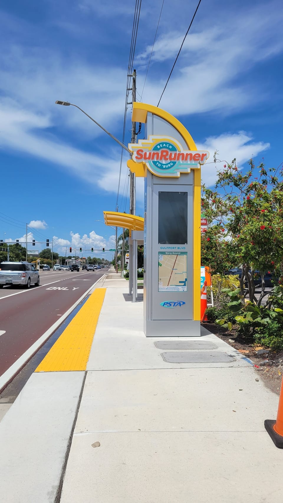 Rapid bus Stop Beach to Downtown nearby