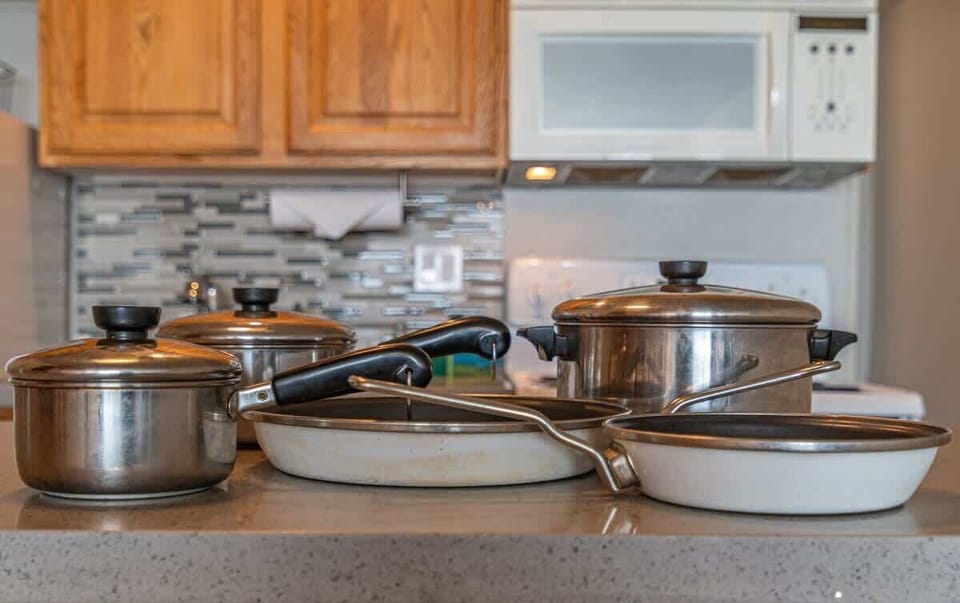 Pots and pans are available