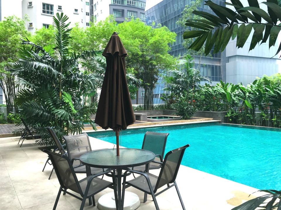 Next to KL Sentral LRT Station, 6pax #4