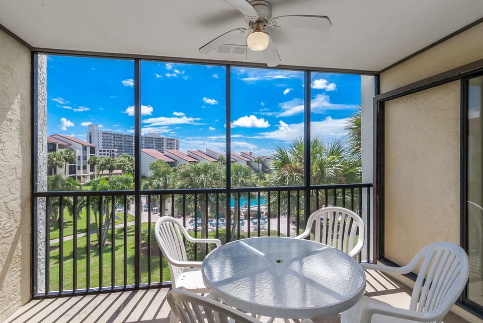 5-304 Lanai