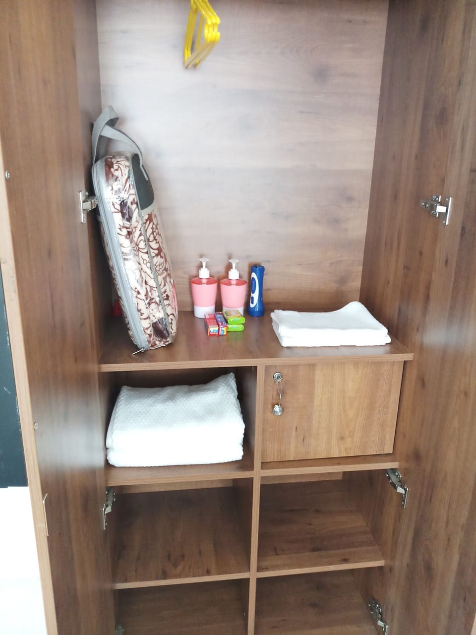 wardrobe