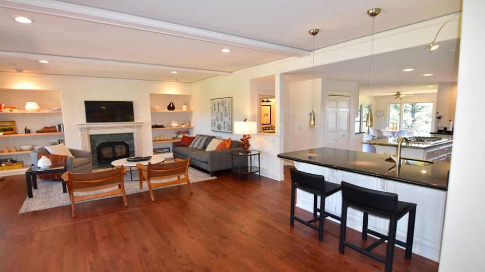 Bar next to kitchen